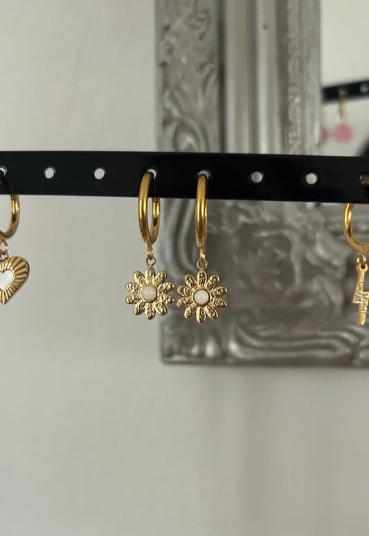 Boucles d’oreilles (4)