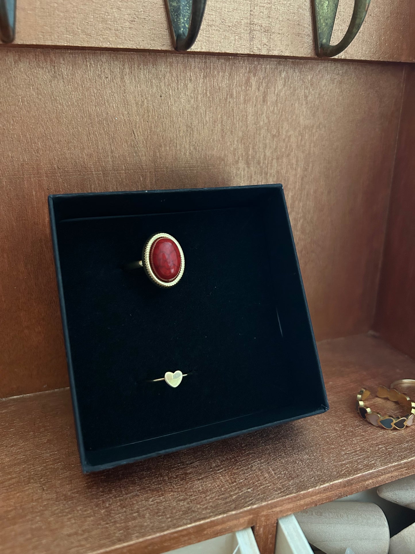 Bague rouge